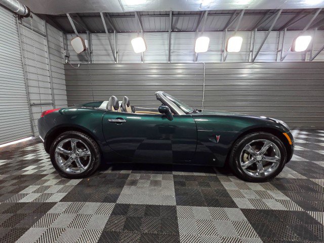Used 2009 Pontiac Solstice Convertible w/ Premium Package RWD image 10