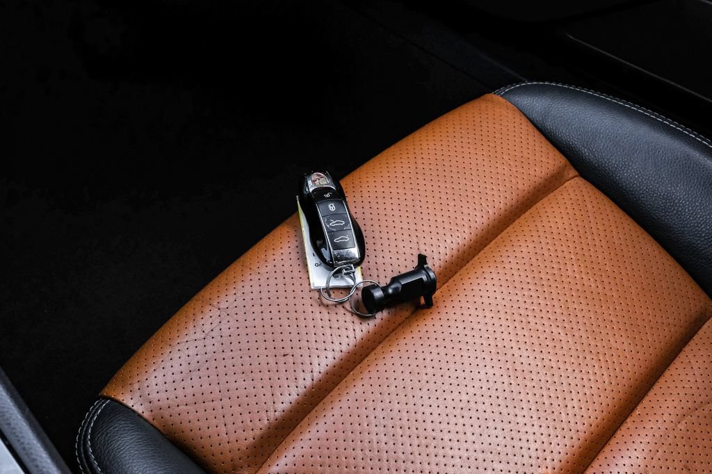 Used 2014 Porsche Boxster S RWD image 62