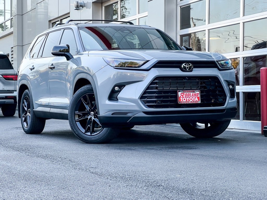 New 2026 Toyota Grand Highlander AWD Hybrid image 1