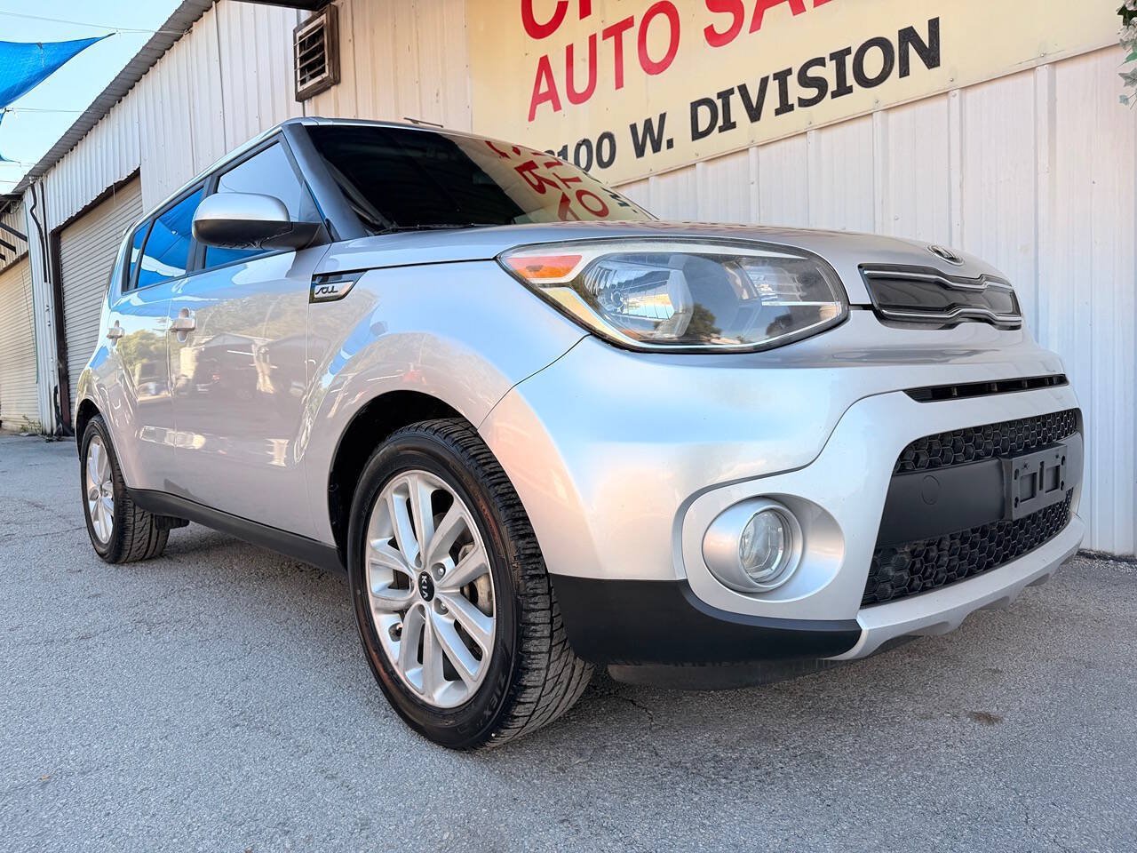 Used 2017 Kia Soul + FWD video 1