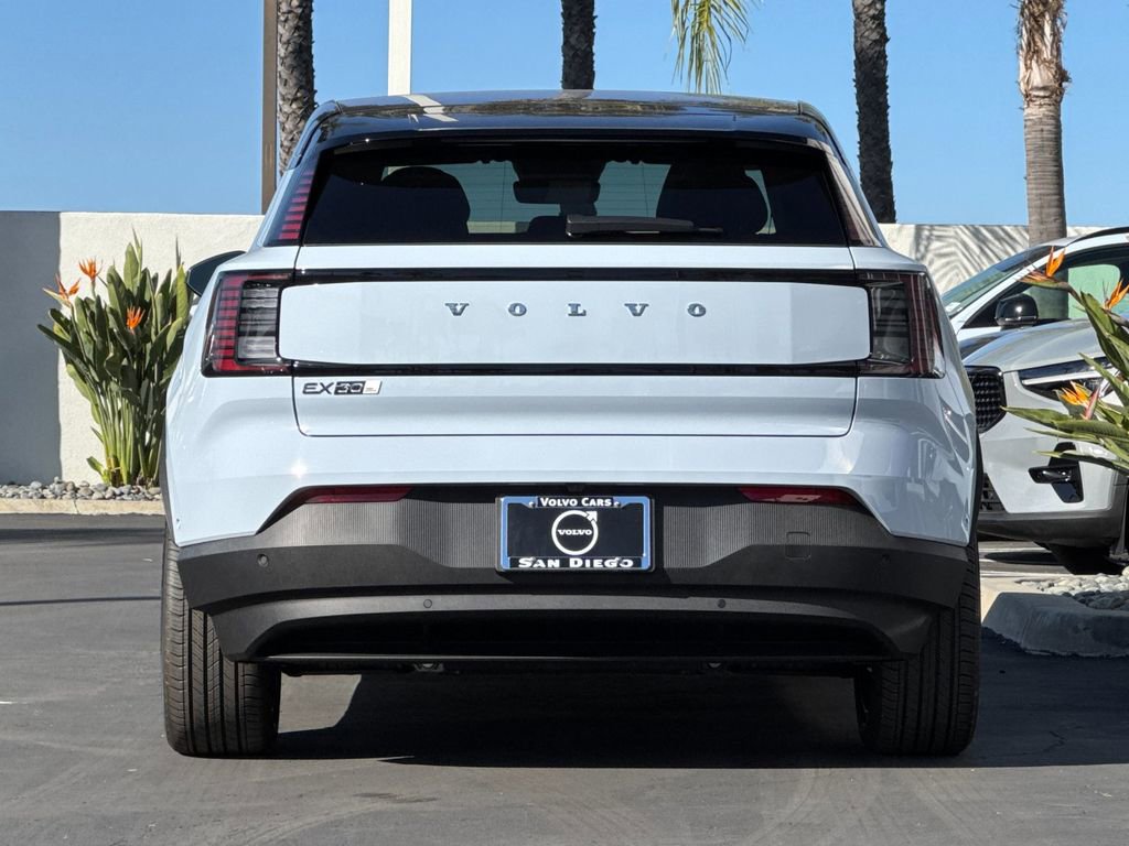 New 2026 Volvo EX30 Ultra w/ Climate Package image 4