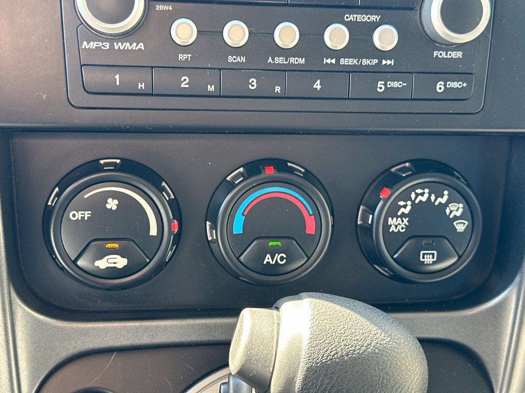 Used 2009 Honda Element EX image 25