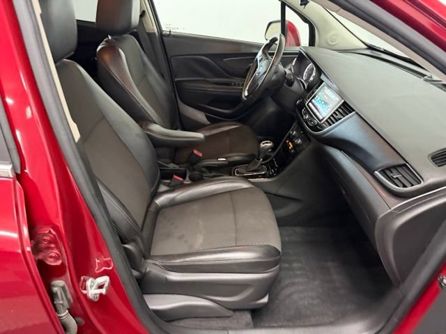 Used 2020 Buick Encore Preferred FWD image 40