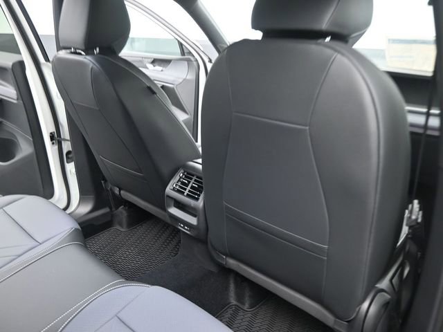 New 2026 Volkswagen Tiguan SE R-Line image 25