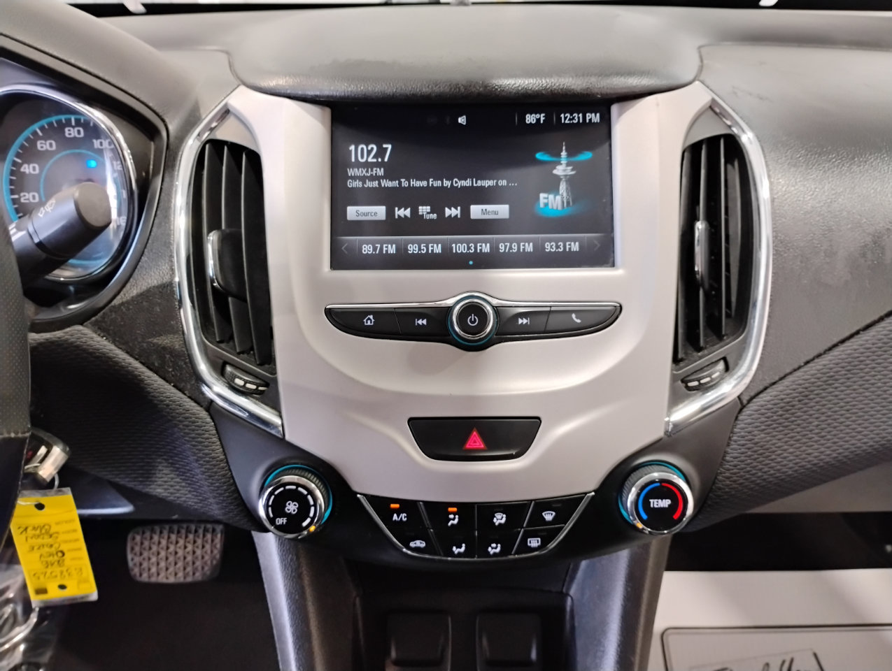 Used 2016 Chevrolet Cruze LS image 17