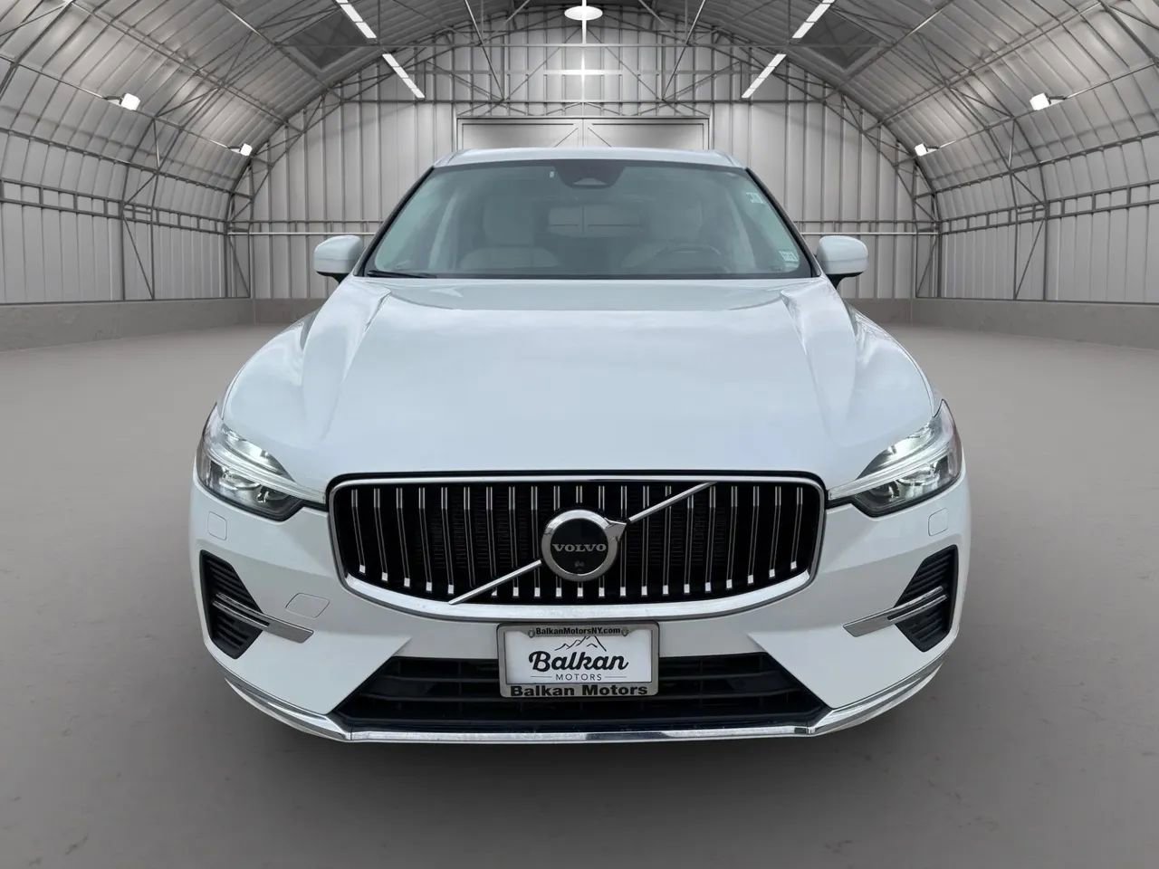 Used 2022 Volvo XC60 T8 Inscription w/ Advanced Package image 14