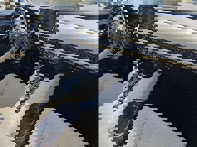 Certified 2025 Honda HR-V LX image 10