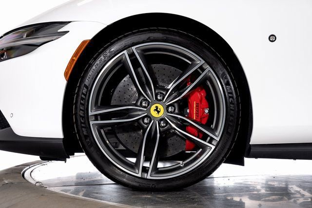 Certified 2025 Ferrari Roma Spider image 18