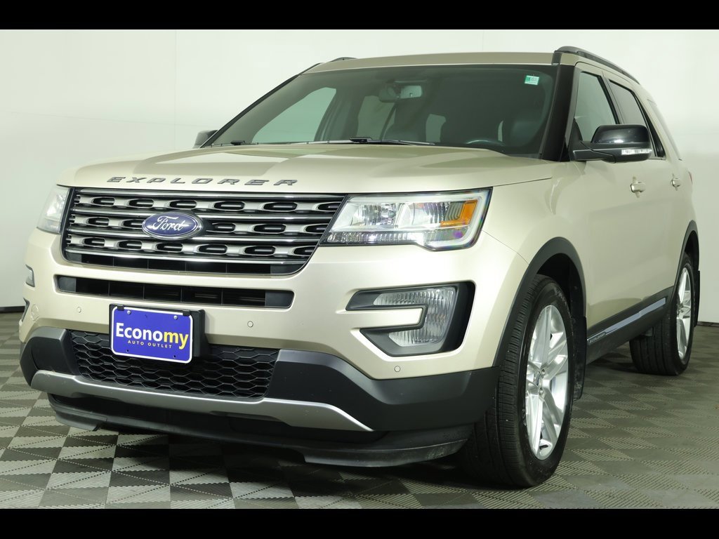 Used 2017 Ford Explorer XLT w/ Equipment Group 202A