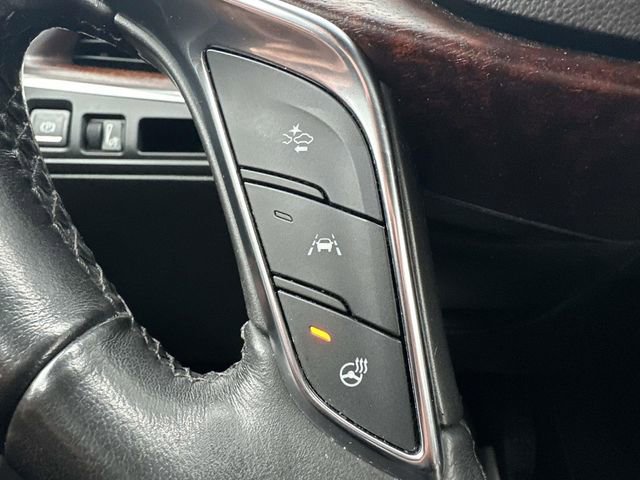 Used 2020 Cadillac XT5 Premium Luxury w/ LPO, Floor Liner Package image 42