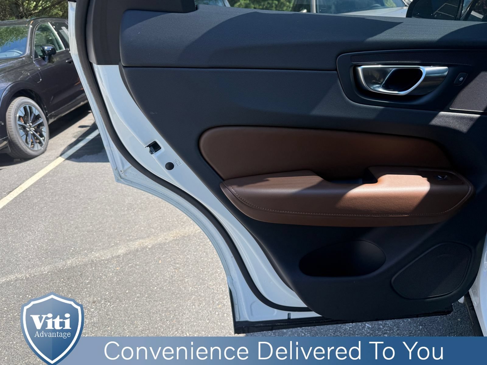 Used 2025 Volvo XC60 T8 Plus w/ Climate Package AWD/4WD image 20