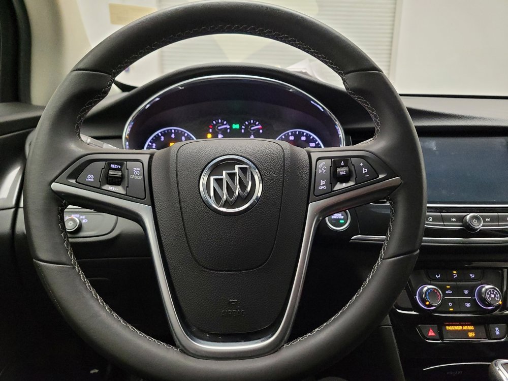 Used 2021 Buick Encore Preferred image 22