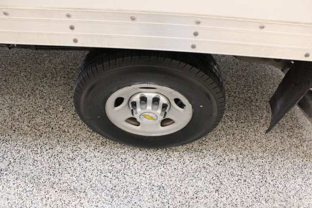 Used 2007 Chevrolet Express 3500 image 21