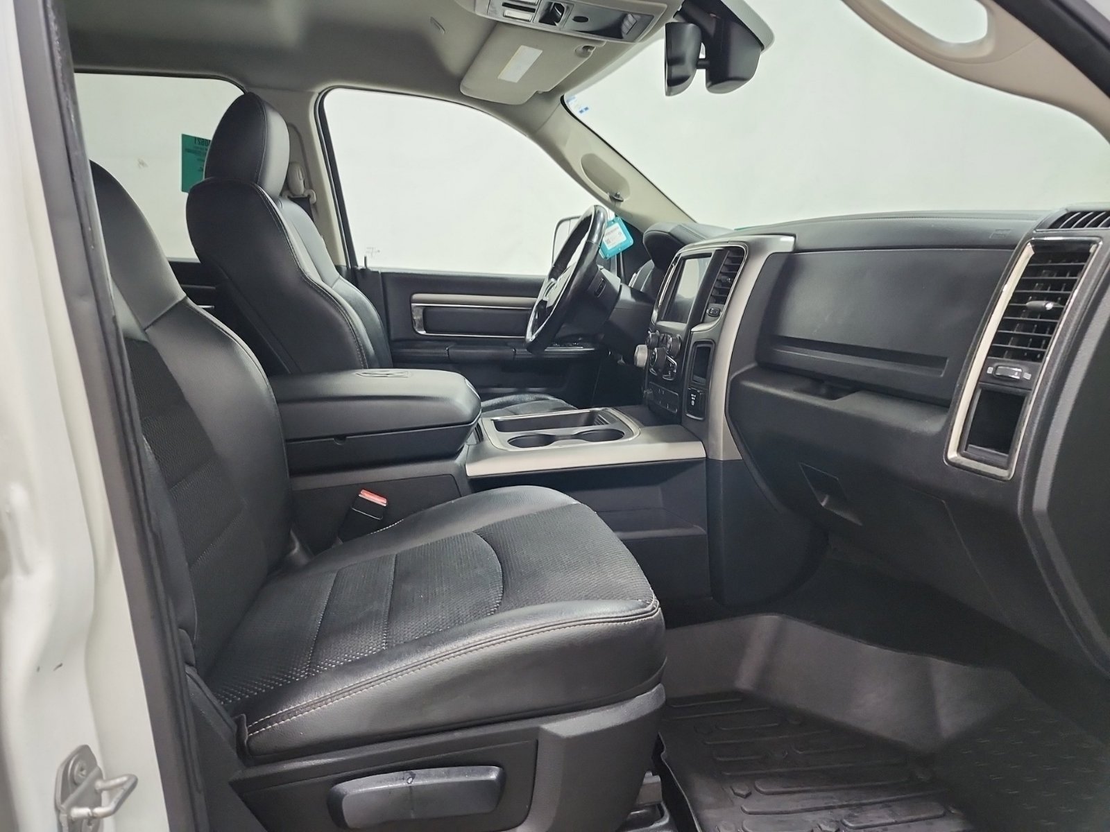 Used 2017 RAM 1500 Sport image 12