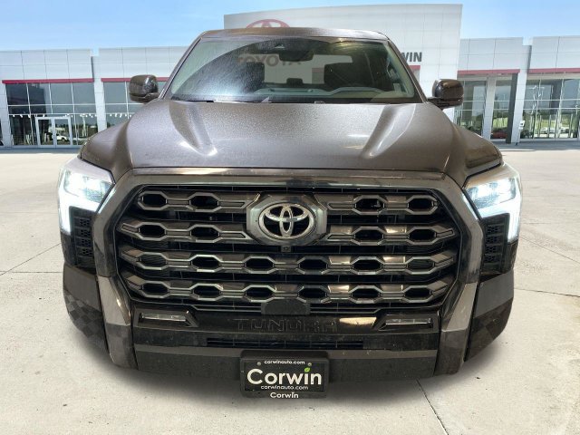 Used 2023 Toyota Tundra Platinum AWD/4WD image 3