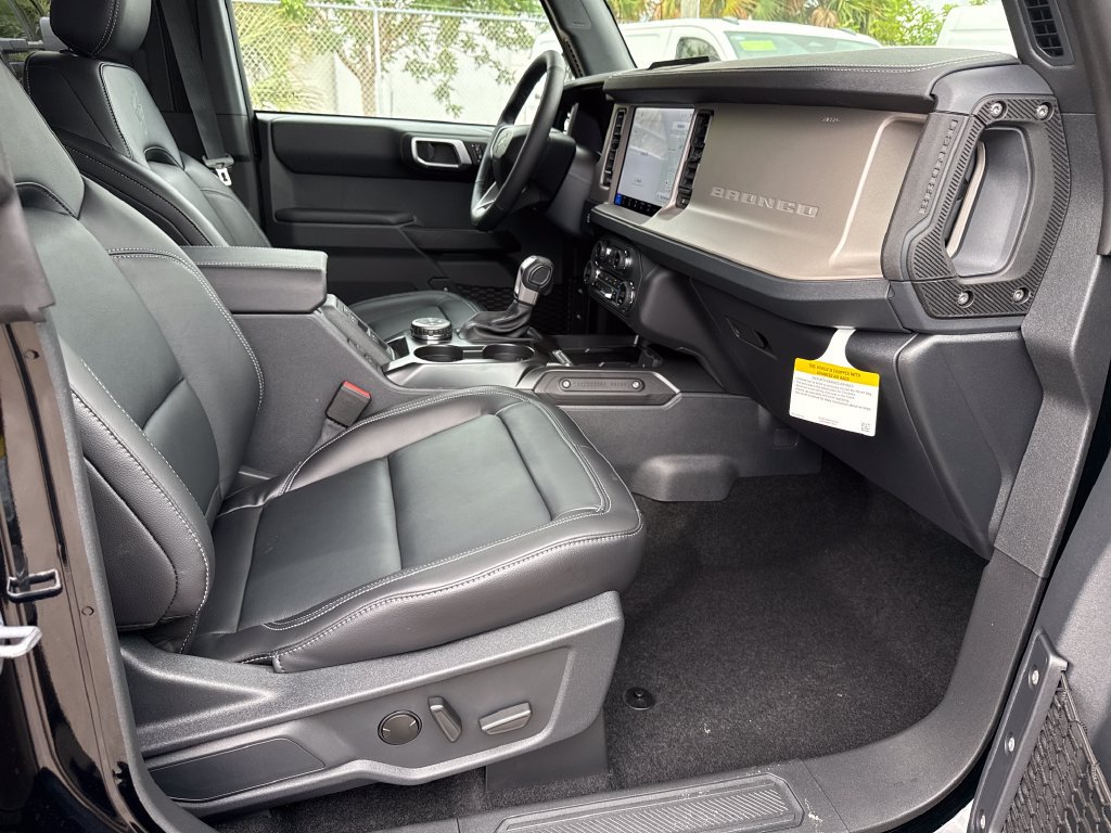 New 2026 Ford Bronco Outer Banks AWD/4WD image 23