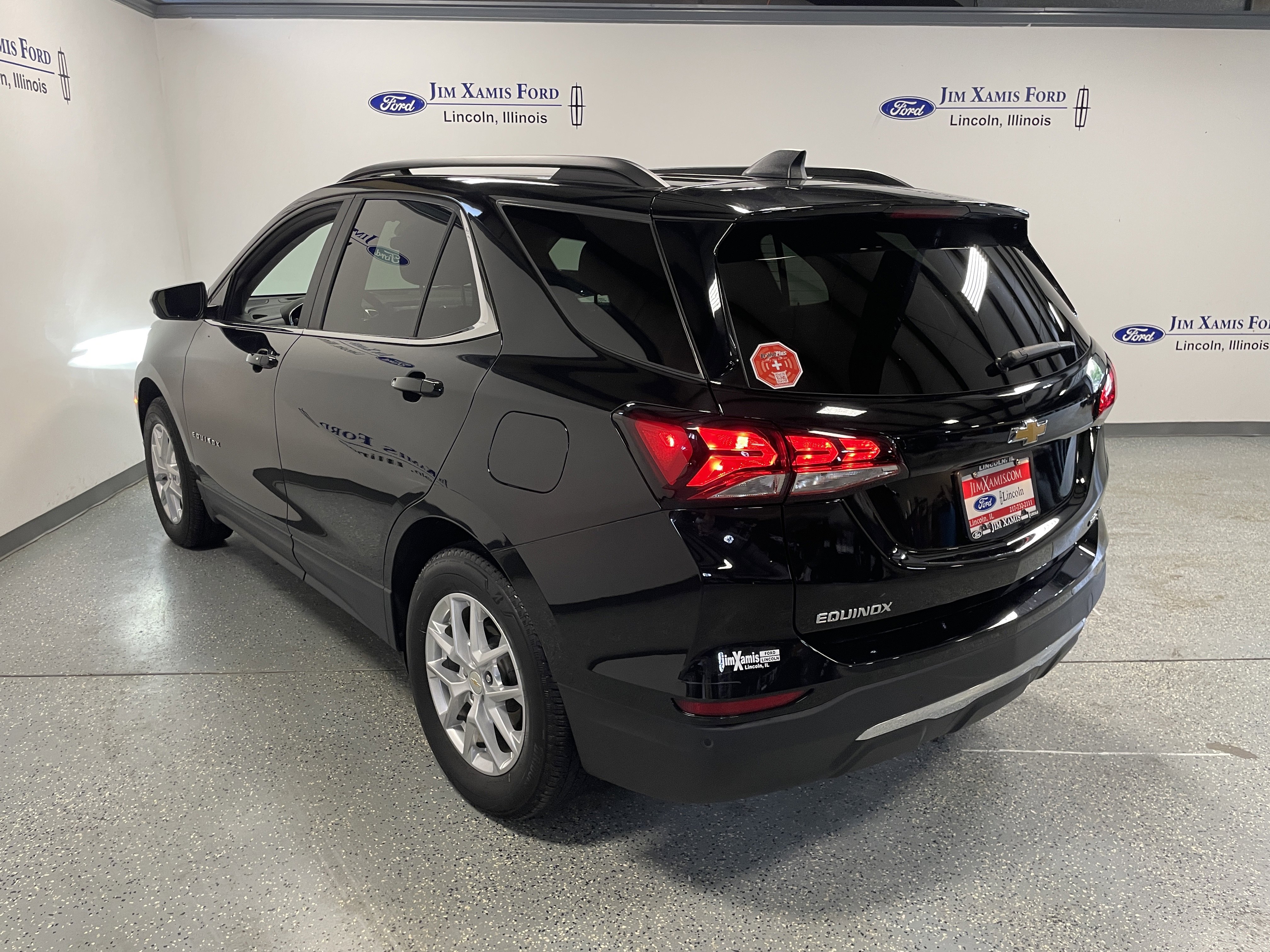 Used 2023 Chevrolet Equinox LT image 4