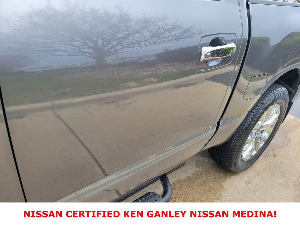 Certified 2024 Nissan Titan SV w/ SV Convenience Package image 12