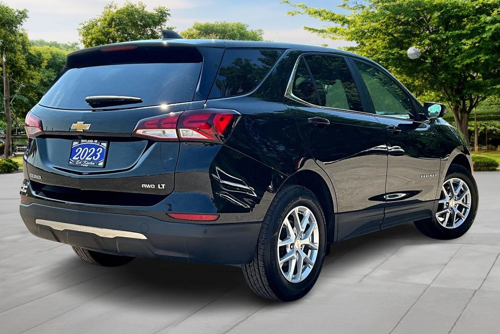 Used 2023 Chevrolet Equinox LT w/ Driver Convenience Package image 12