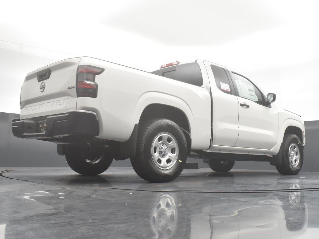 New 2025 Nissan Frontier S image 25