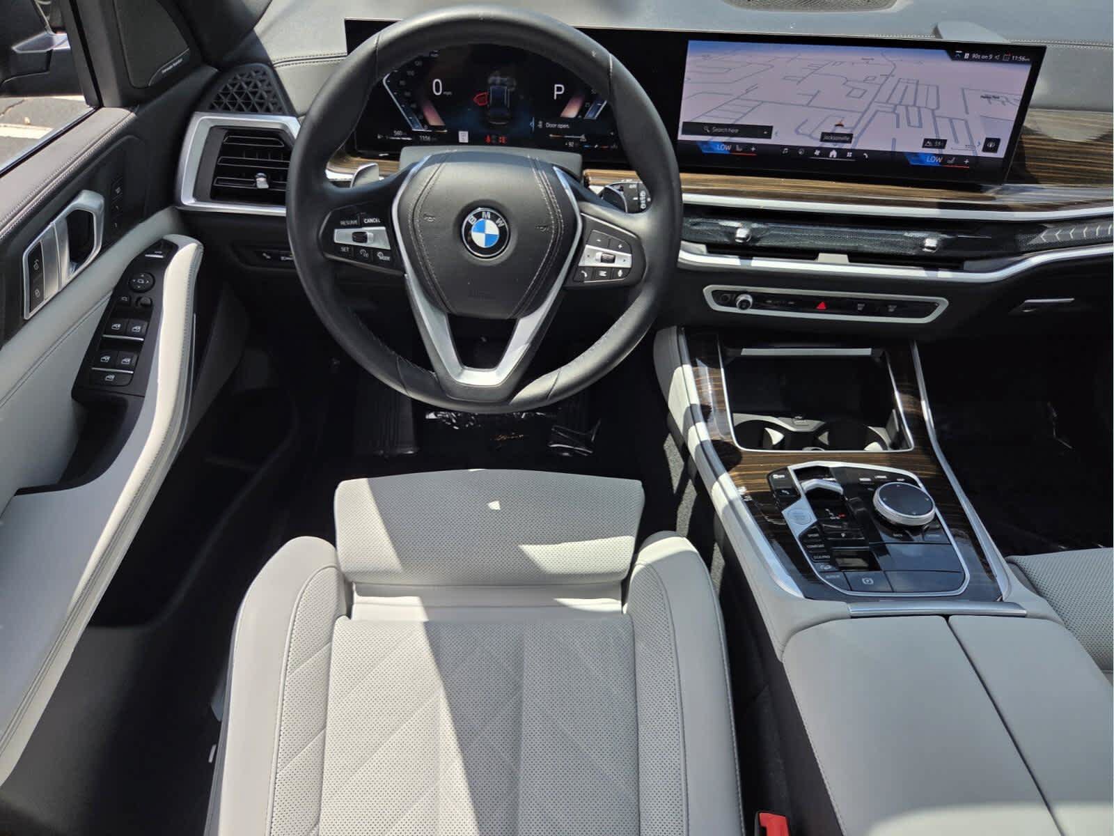 Certified 2024 BMW X5 xDrive40i w/ Premium Package AWD/4WD image 13