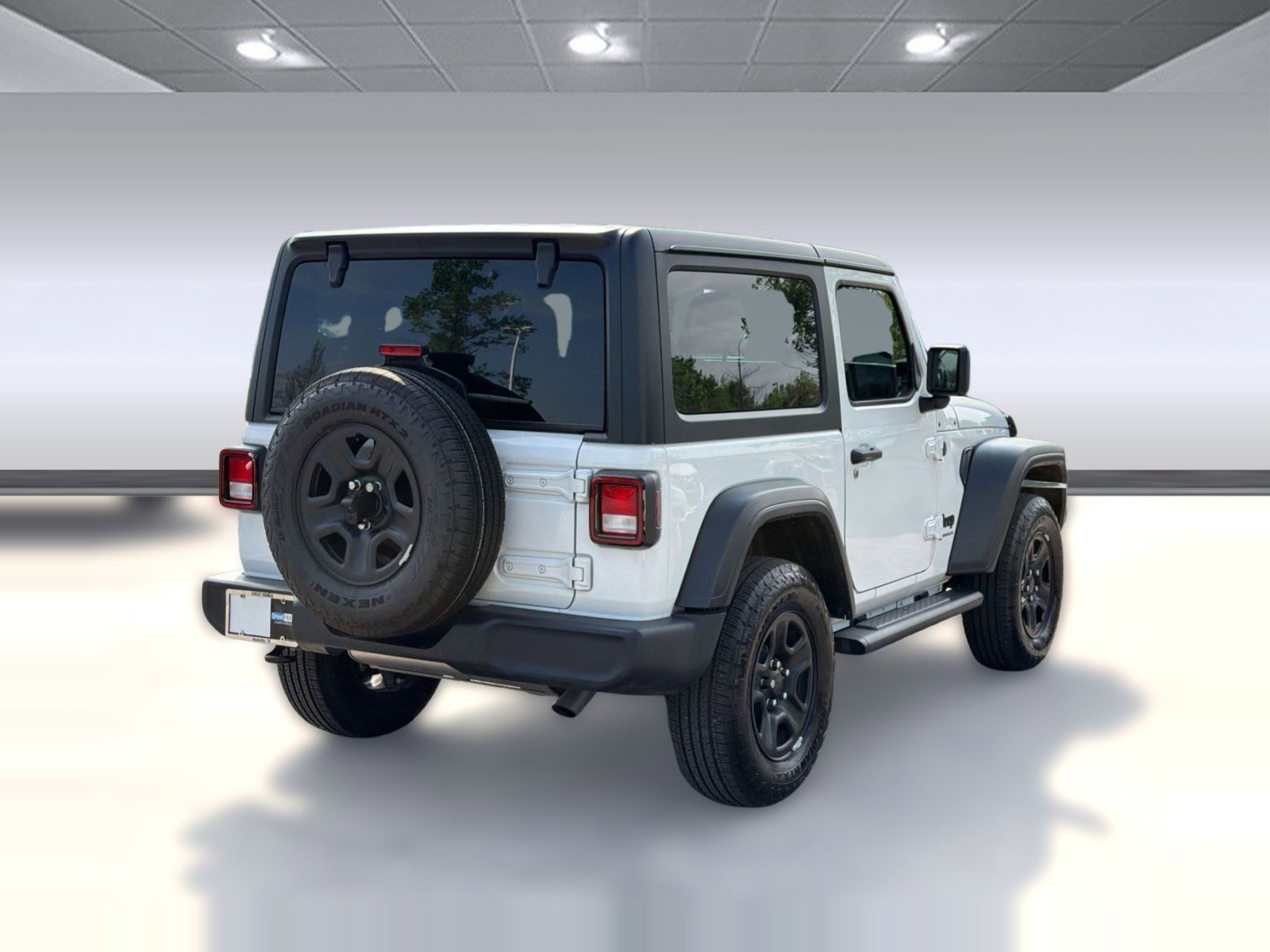 Used 2025 Jeep Wrangler Sport AWD/4WD image 9