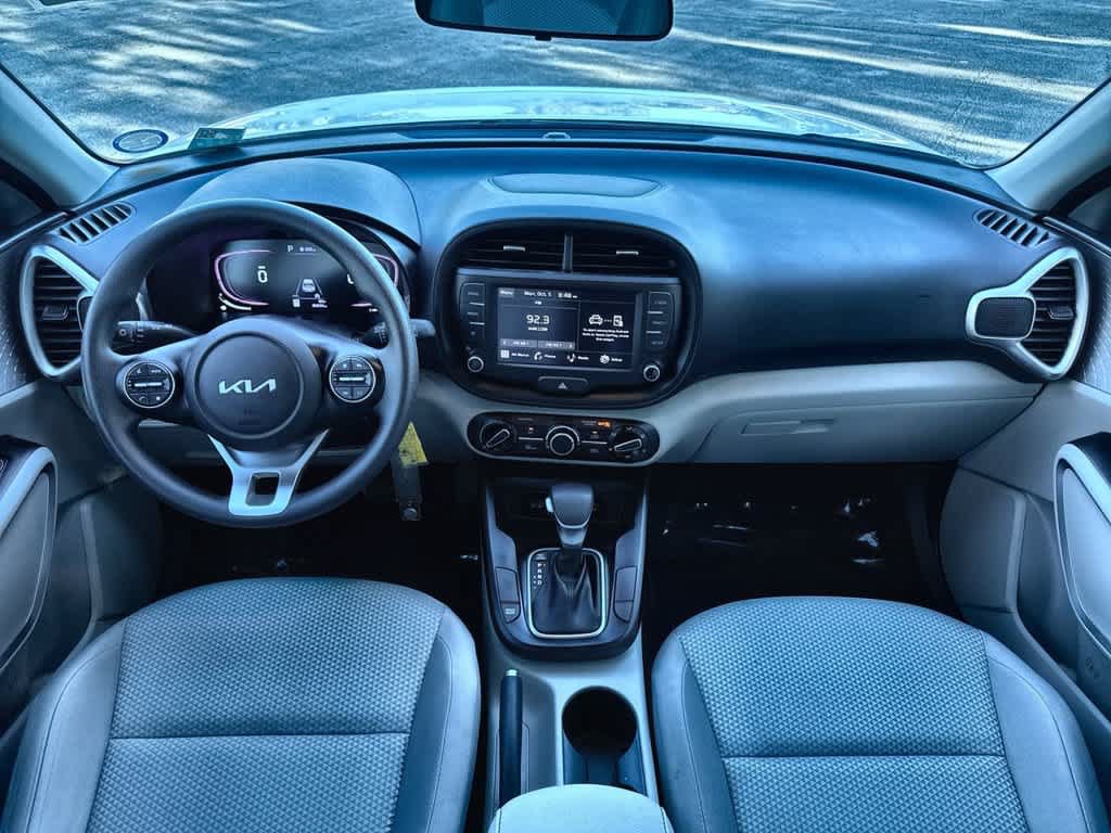 Used 2023 Kia Soul LX w/ Option Group 015 FWD image 24