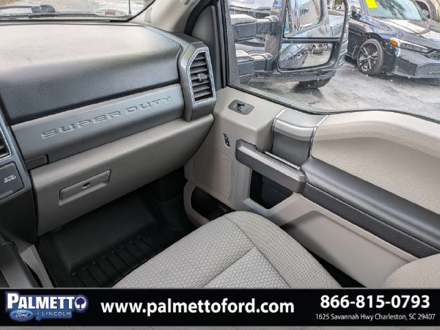 Used 2020 Ford F250 XLT w/ XLT Premium Package AWD/4WD image 16