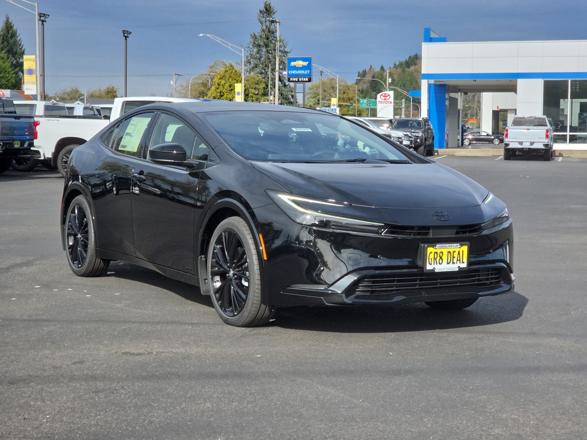 New 2027 Toyota Prius AWD image 2