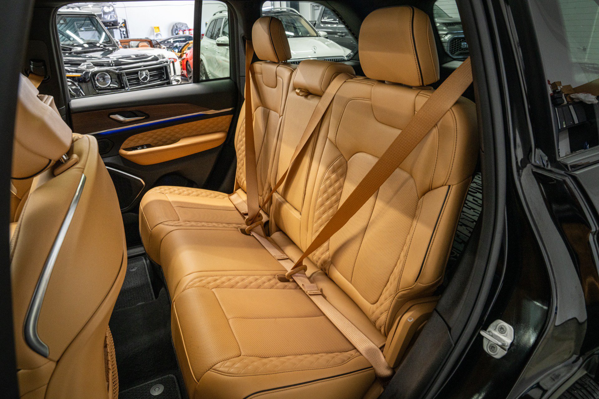 Used 2023 Jeep Grand Cherokee Summit AWD/4WD image 26