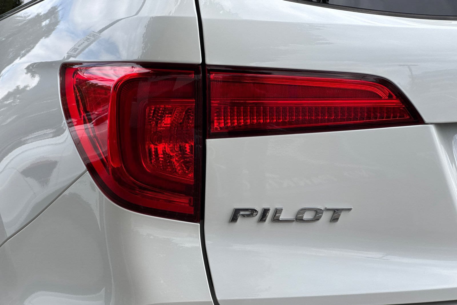Used 2017 Honda Pilot EX-L image 24