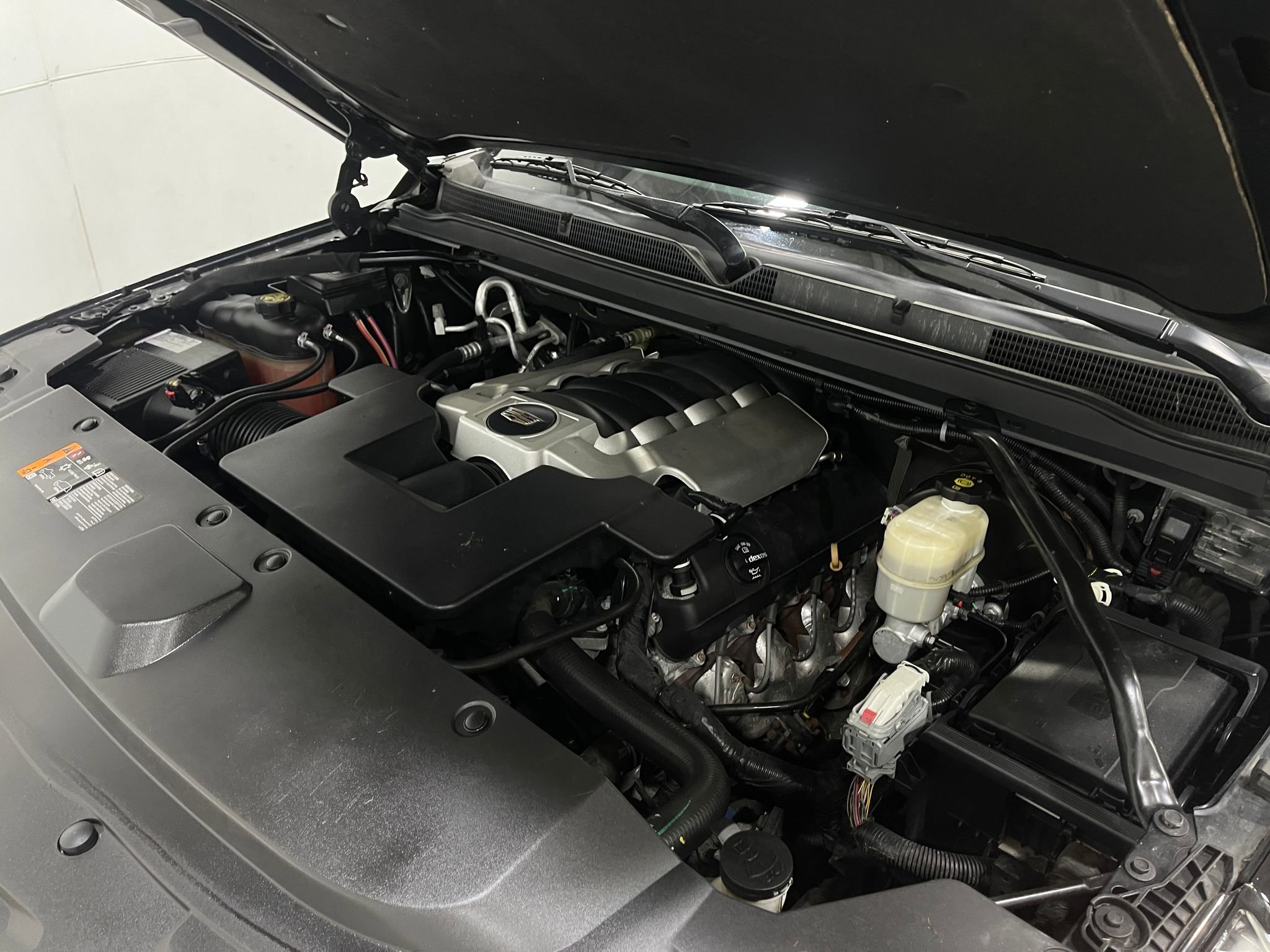 Used 2019 Cadillac Escalade ESV Luxury image 26