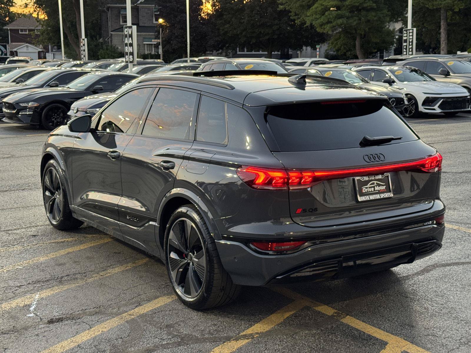 Used 2025 Audi SQ6 e-tron Prestige w/ Black Edition One AWD/4WD image 8
