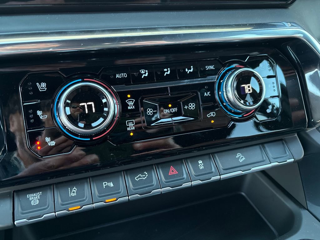 New 2025 GMC Sierra 2500 Denali Ultimate image 26