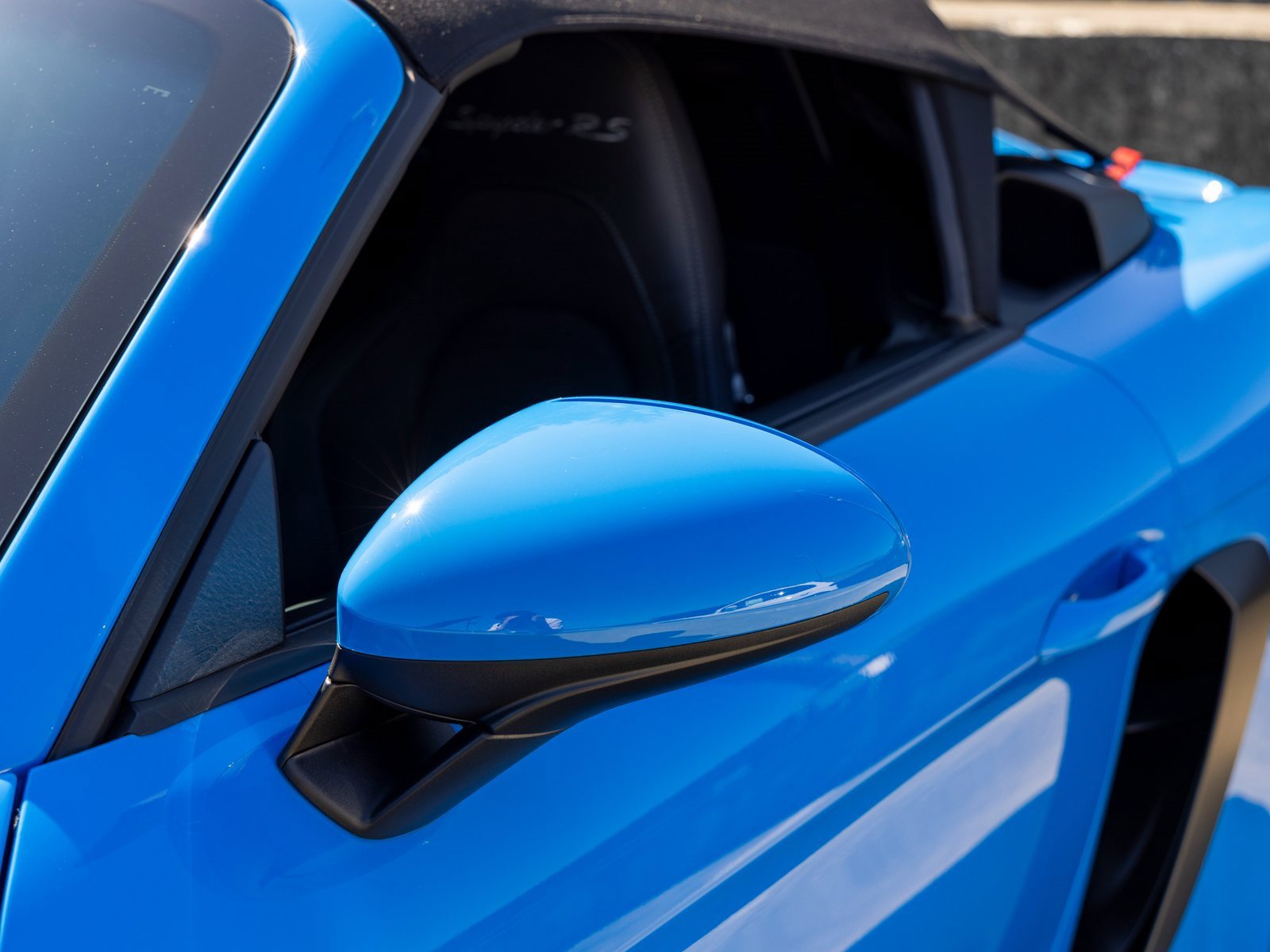 Certified 2024 Porsche 718 Boxster Spyder RS w/ Light Design Package image 23