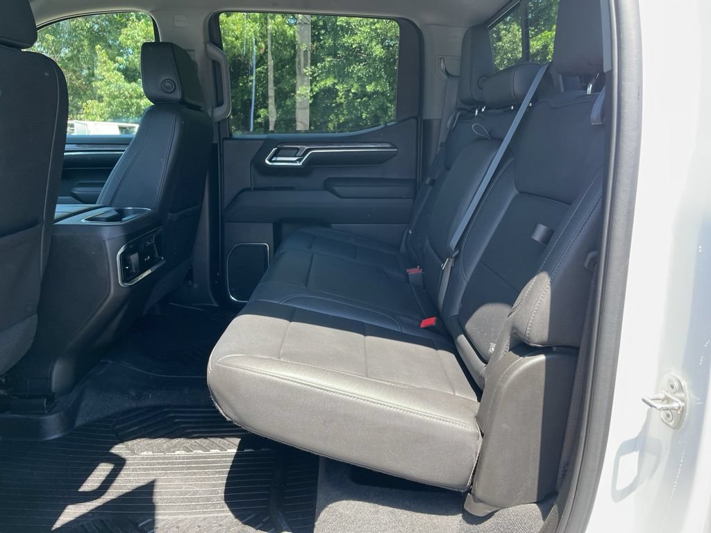 Used 2024 Chevrolet Silverado 1500 LTZ w/ LTZ Convenience Package II AWD/4WD image 18