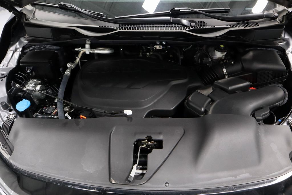 Used 2025 Honda Odyssey EX-L image 18