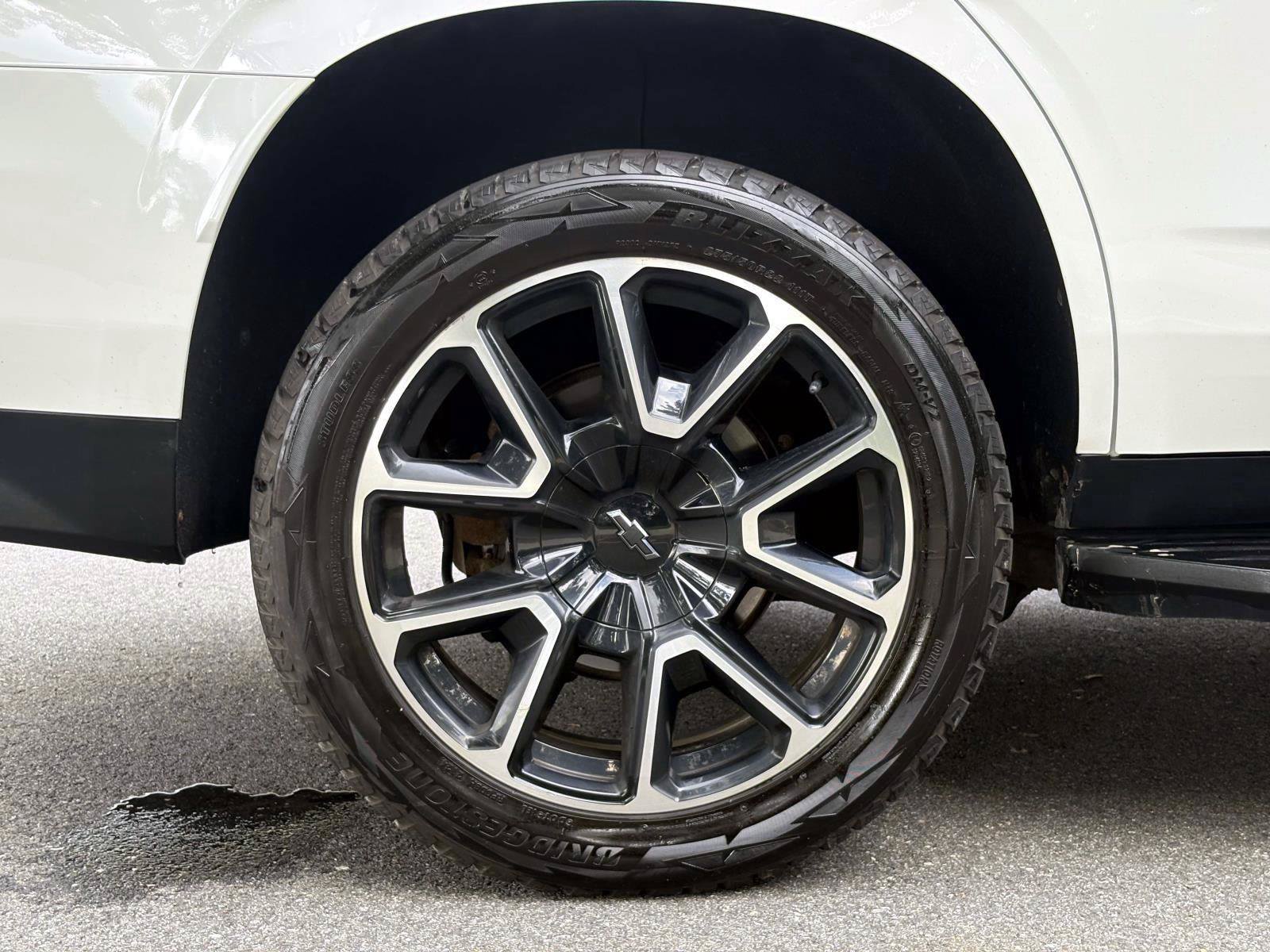 Used 2023 Chevrolet Tahoe RST AWD/4WD image 33