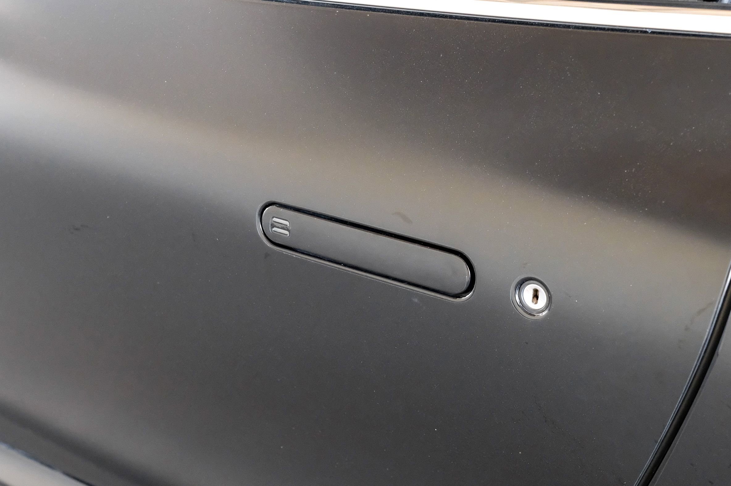 Used 2010 Aston Martin DBS Base image 25