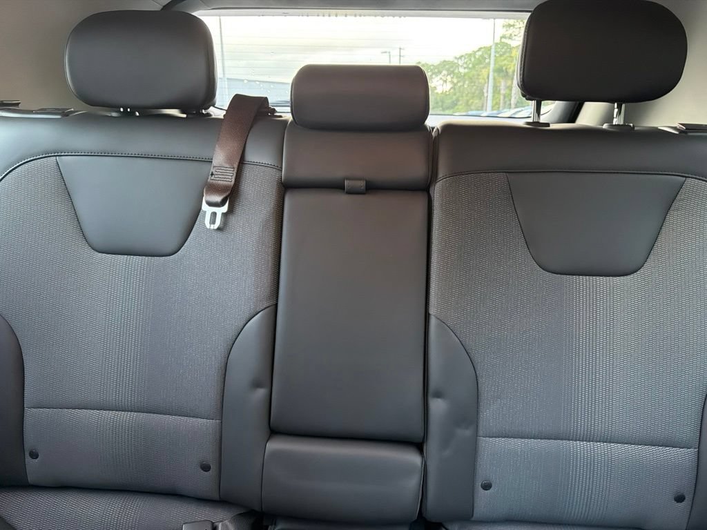 Certified 2025 Kia Niro EX FWD image 22