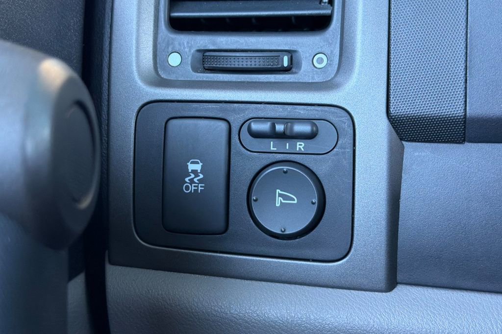 Used 2011 Honda CR-V EX-L image 25