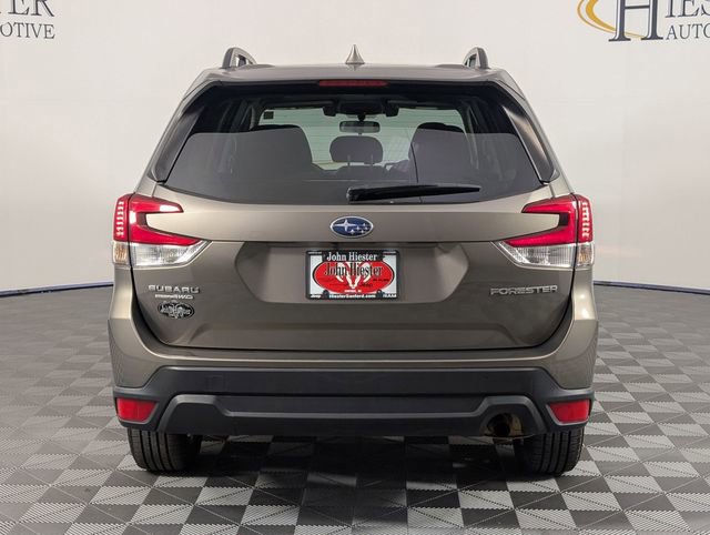 Used 2021 Subaru Forester Premium image 6