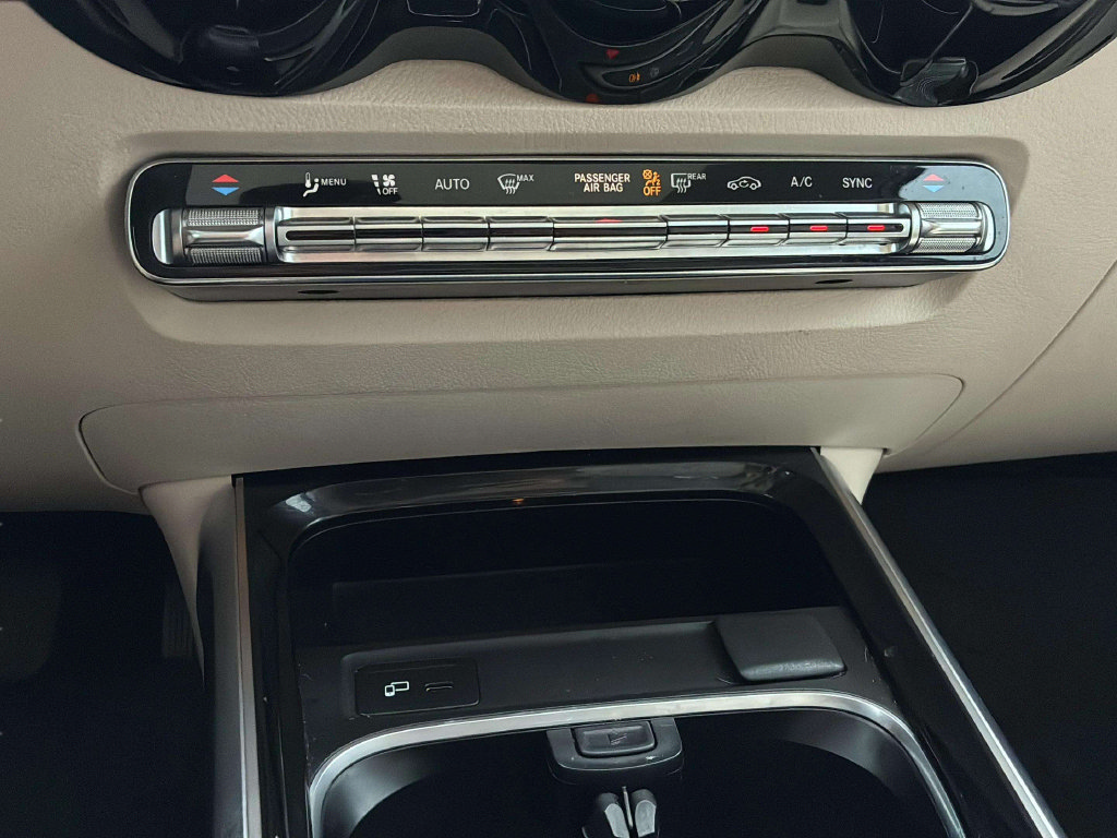 Used 2023 Mercedes-Benz GLB 250 image 19