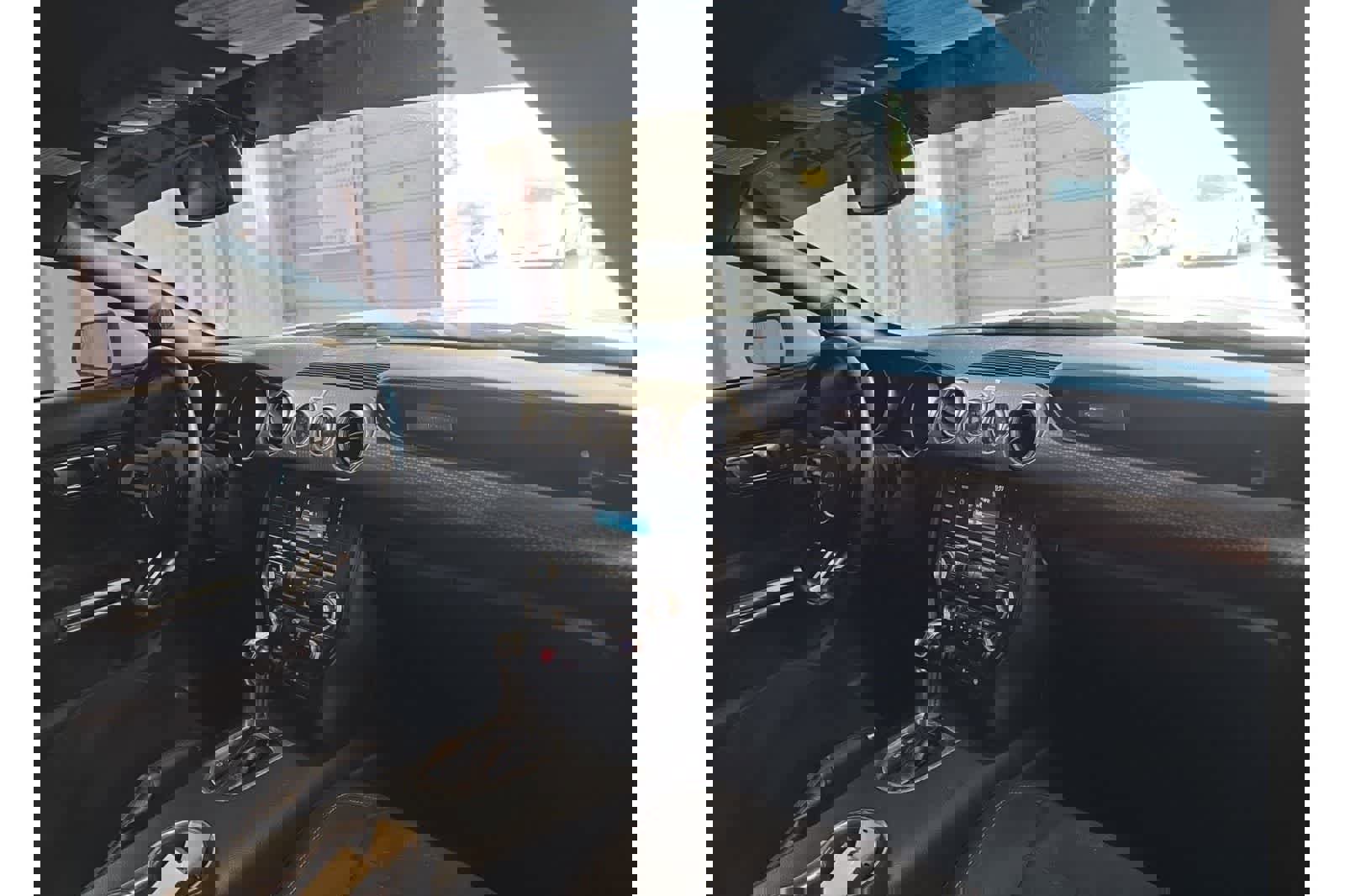 Used 2018 Ford Mustang EcoBoost w/ Ecoboost Performance Package image 12