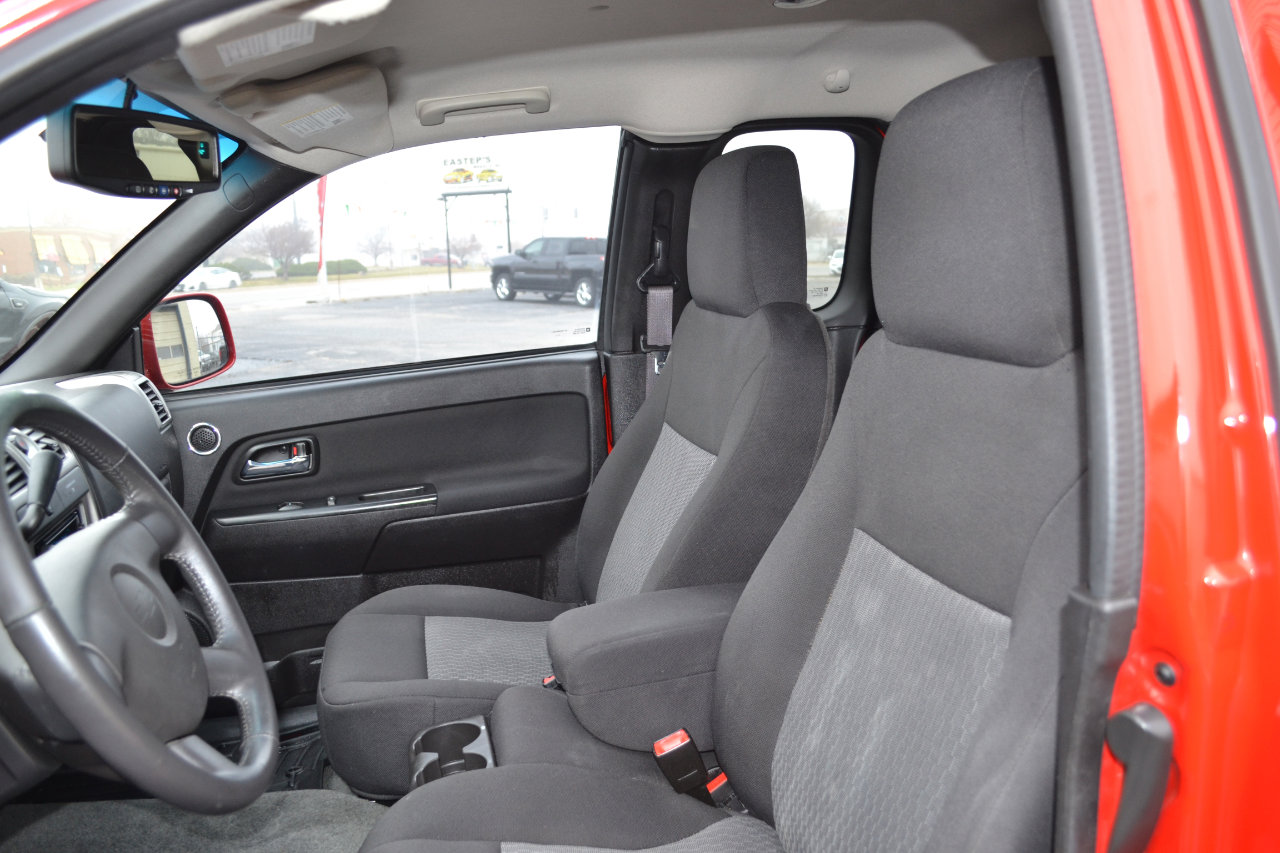 Used 2011 Chevrolet Colorado LT image 19