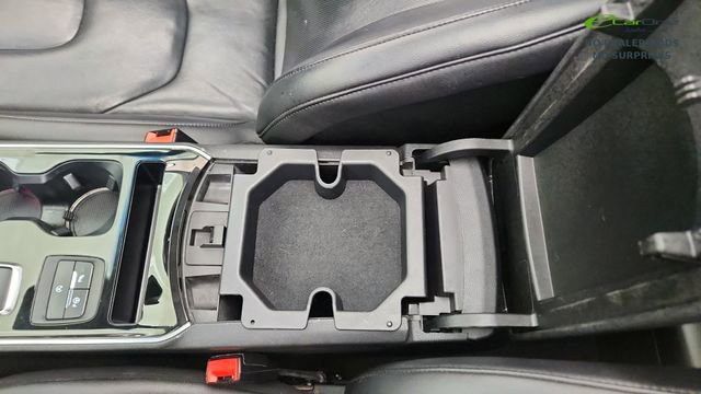 Used 2020 Ford Edge Titanium w/ Equipment Group 301A FWD image 51