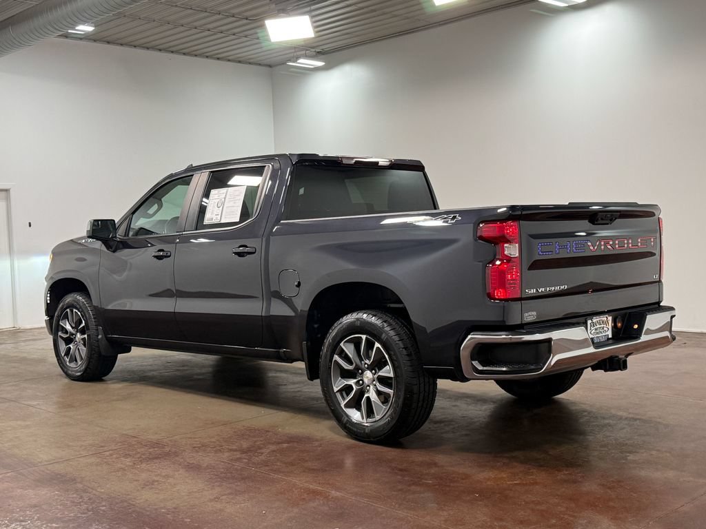 Used 2023 Chevrolet Silverado 1500 LT AWD/4WD image 5