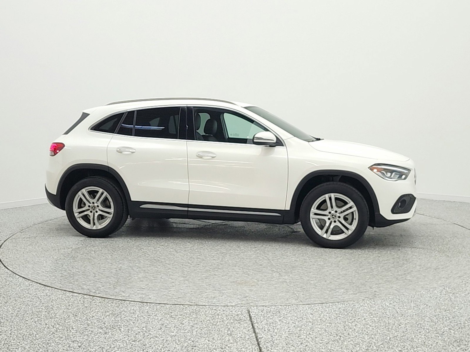 Certified 2022 Mercedes-Benz GLA 250 image 4