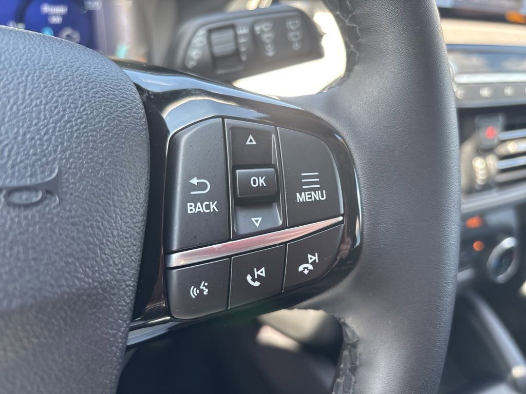 Used 2022 Ford Escape SEL w/ Technology Package FWD image 28