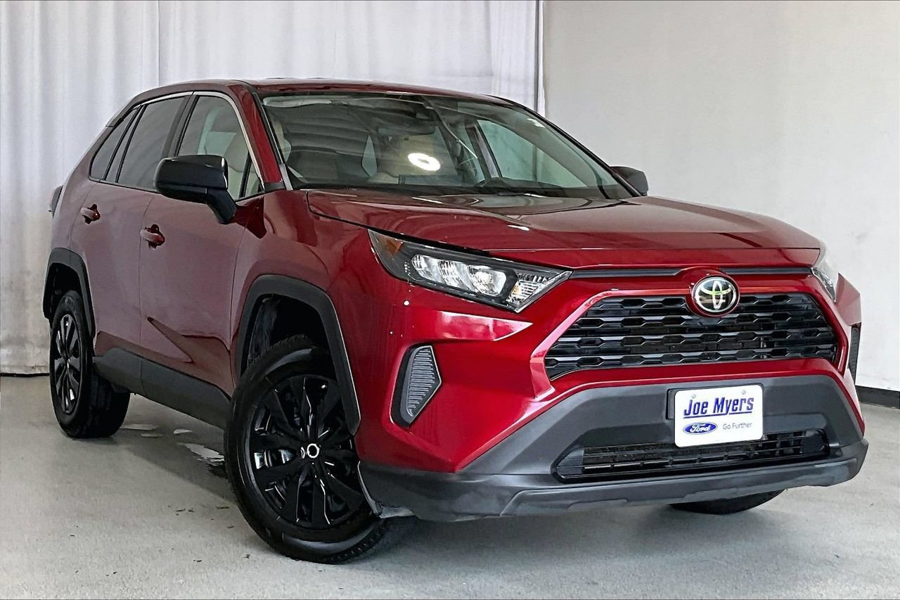 Used 2022 Toyota RAV4 LE FWD image 34